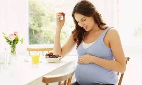 哺乳期妈妈哺乳喂养有门道，掌握这些技巧让宝宝更健康